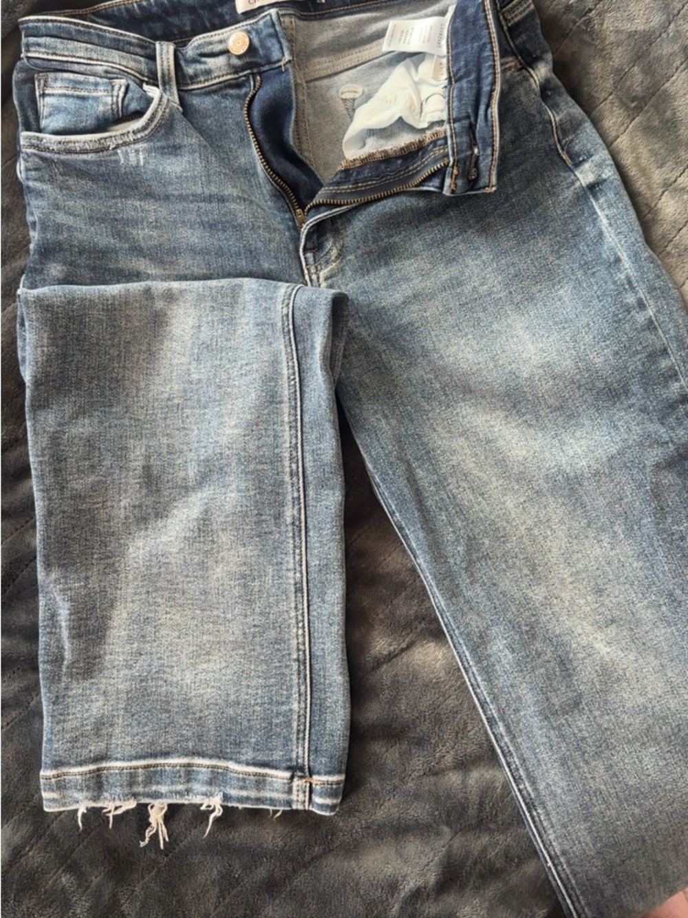 Ankle-Length Women's Jeans in Light Blue Wash